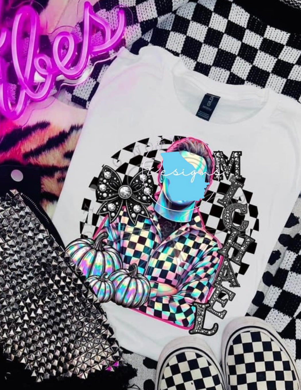 Glitzy girl Michael graphic tee