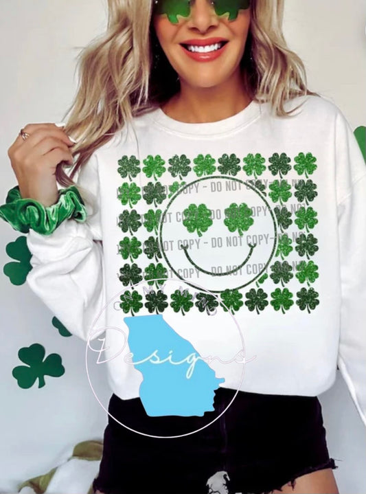 St.Patricks Retro Smiley crewneck