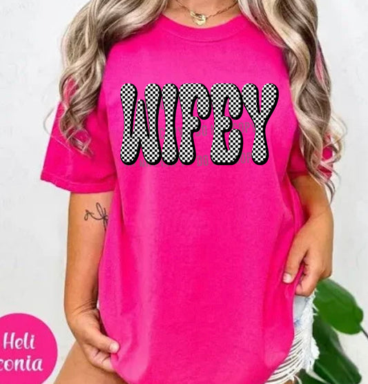 Wifey retro graphic tee