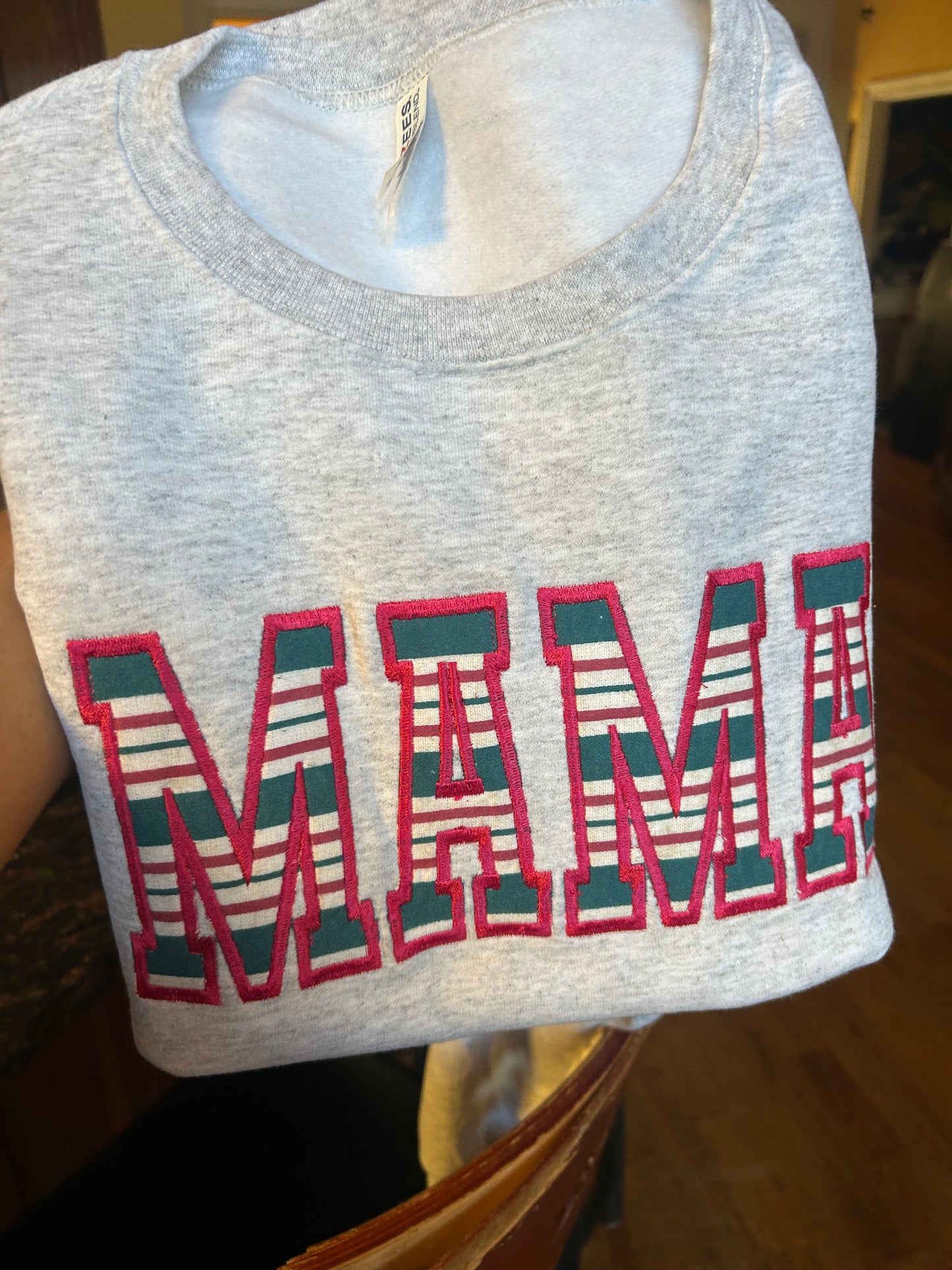 Mama Applique Baby Blanket Crewneck