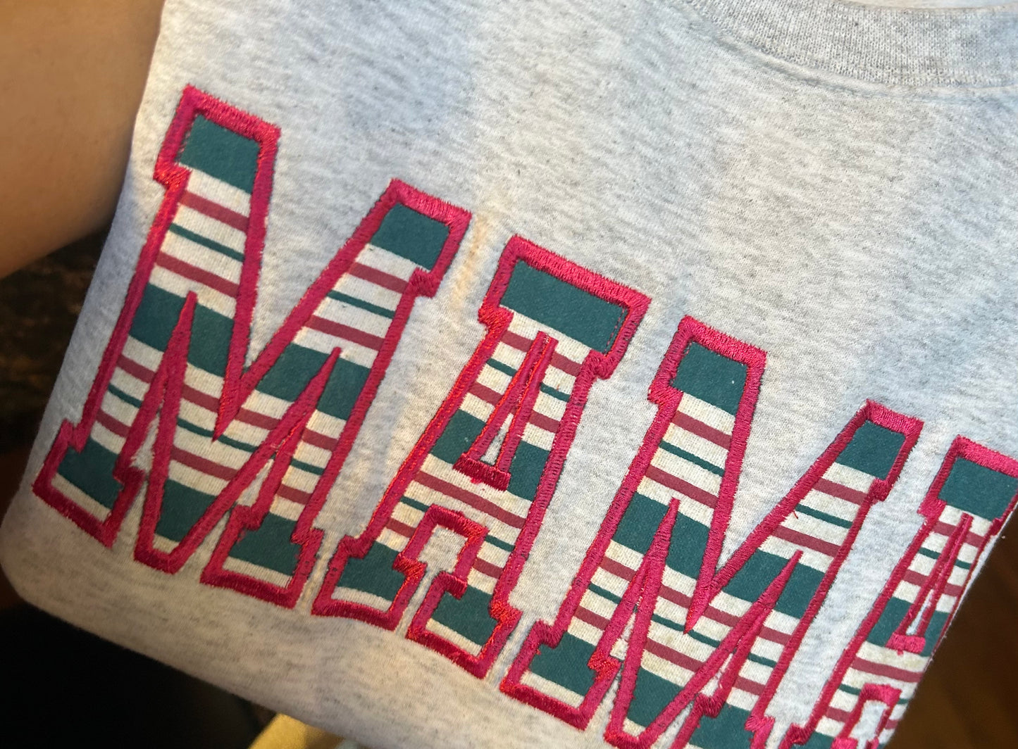 Mama Applique Baby Blanket Crewneck